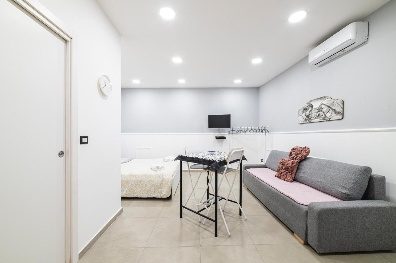 Many House Apartment Naples Exterior photo